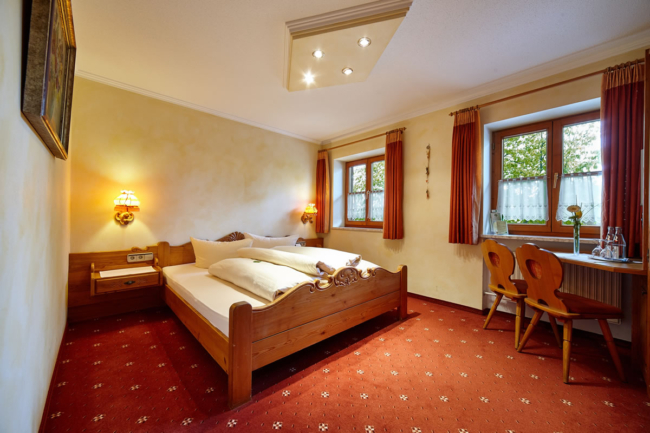 Hotelzimmer u. Appartement Hotel Grüner Baum Westendorf